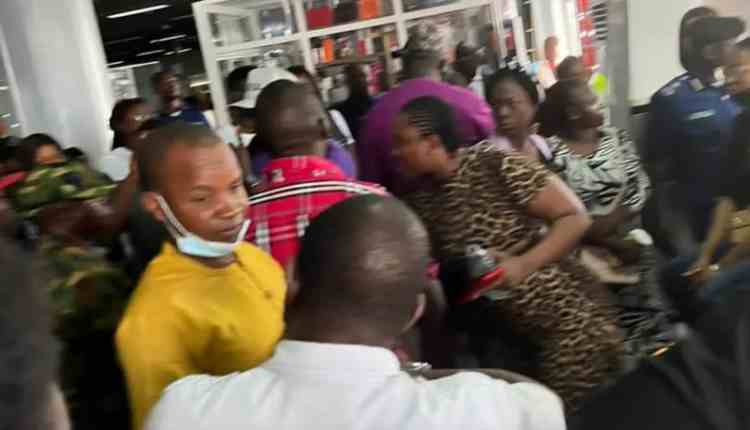 Breaking: Over Flight Delays, Angry Passengers Block Abuja Airport[Photo]