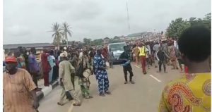 Oyo:Residents Agog As Makinde Opens Olodo Bridge For Vehicular Movement 