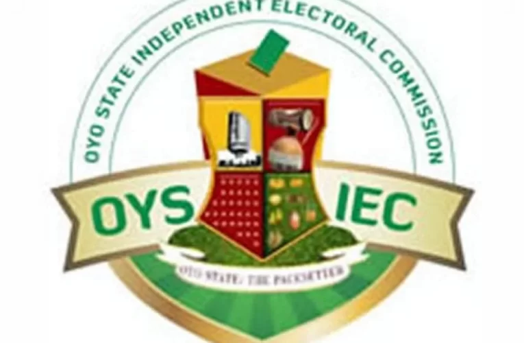 Oyo:OYSIEC Presents Certificate of Return To Elected LG Chairmen, Vice-Chairmen