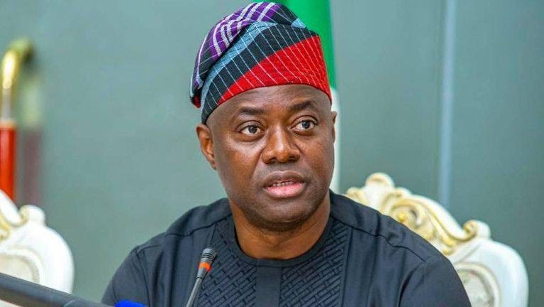 Check Here For Details:Makinde Set To Recruit 7,000 Teachers In Oyo