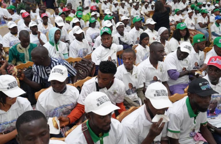 Reps Member , Odidiomo Trains 600 Constituents on Digital Skills