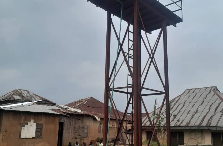 PDP Candidate Oyekunle Donates ₦2m for Borehole Repairs, Supports Transformer Restoration