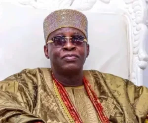 Court Stops Soun of Ogbomoso from Dissolving Egbe Omo Ogbomoso Parapo Leadership